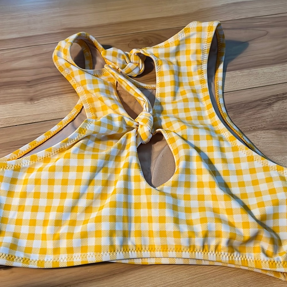 Old Navy Gingham Bikini Top Size M - Picture 1 of 3